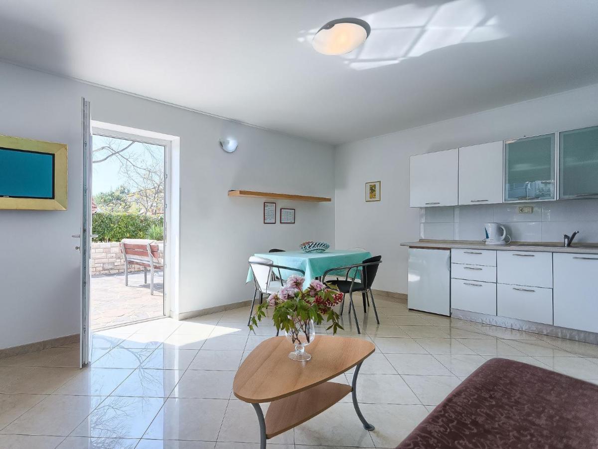 Apartment Nika-2 By Interhome Умаг Екстериор снимка